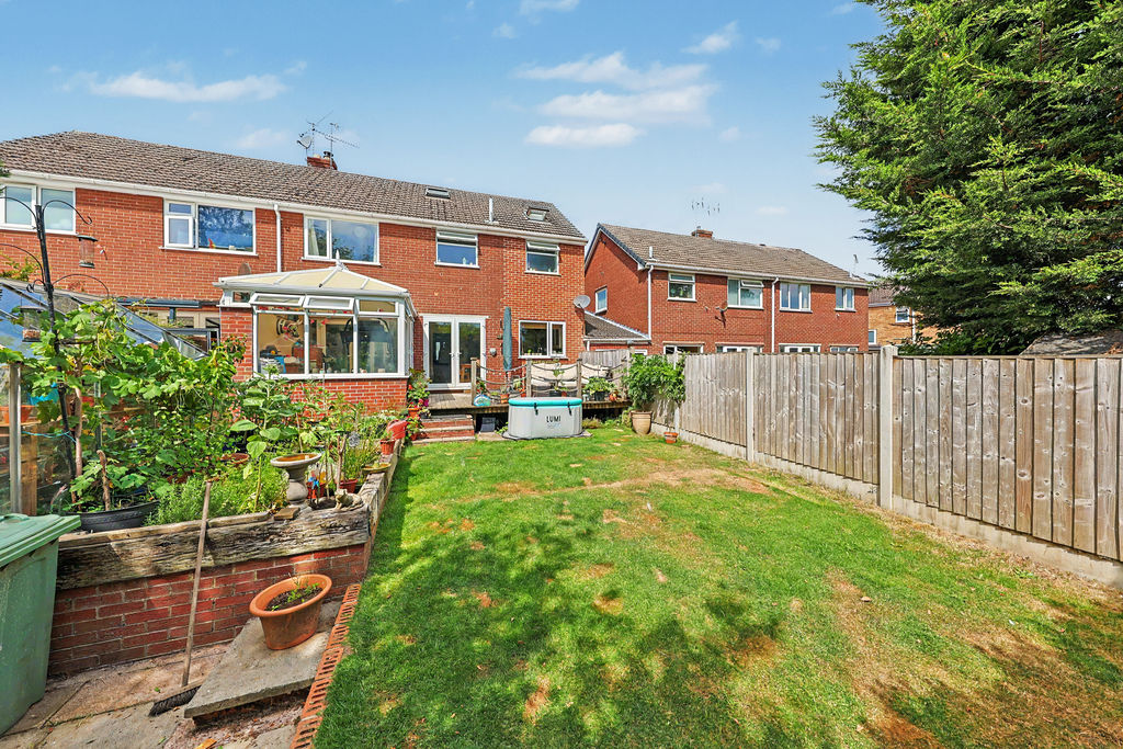 Dale Crescent New Tupton